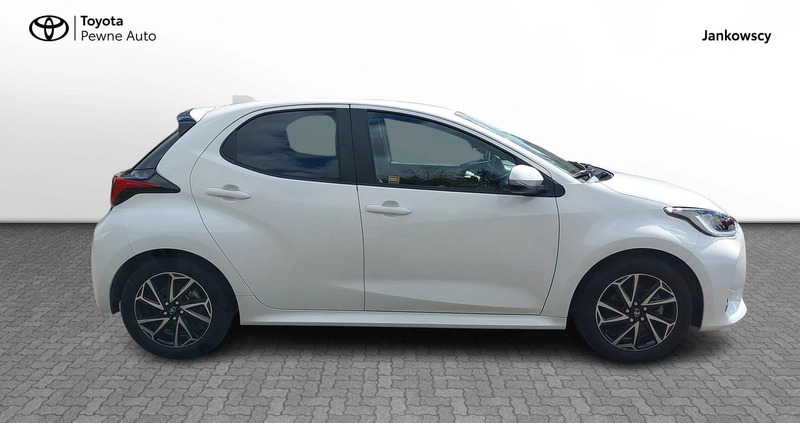 Toyota Yaris cena 92900 przebieg: 16068, rok produkcji 2022 z Knyszyn małe 379